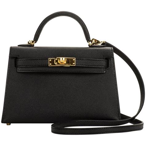 black hermes bag small.